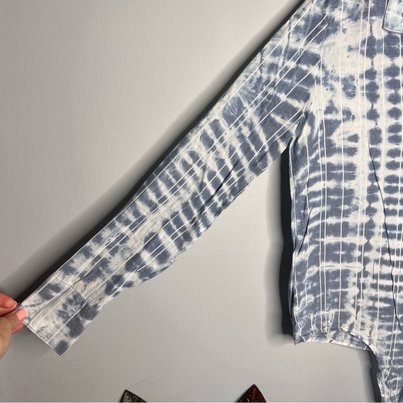 Anthropologie Cloth & Stone Chambray Tie Dye Button Down Tie Front Shirt - Picture 6 of 8